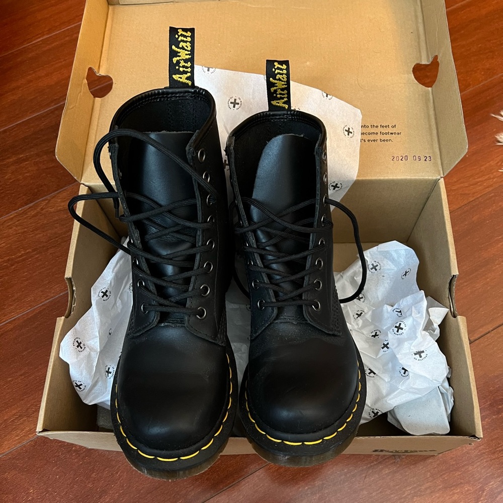 Dr. Martens 1460 W - BRAND NEW!! Never worn!!!